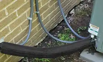 copper pipe connection, insulation and drain line routing
