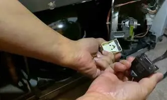 Over-cooling and food getting frozen in the fridge section